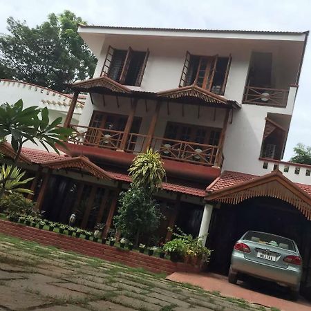 Villa Serena Bangalore Exterior photo