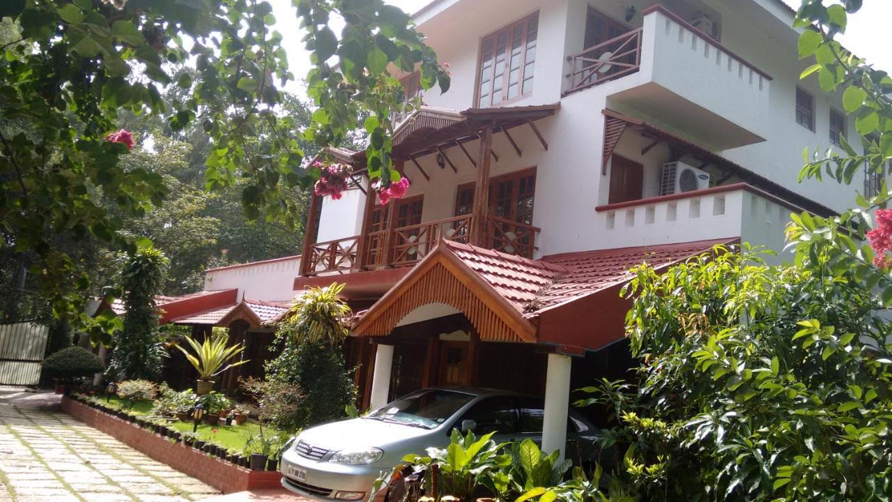 Villa Serena Bangalore Exterior photo