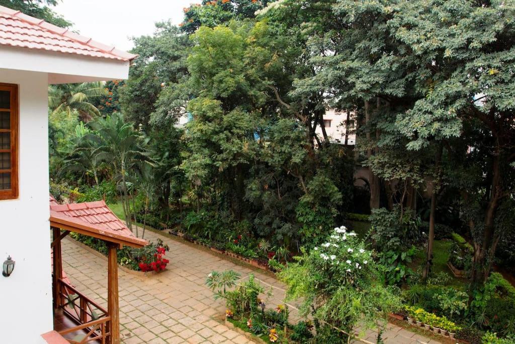 Villa Serena Bangalore Exterior photo